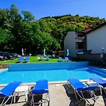 Relax Aparthotel 4*