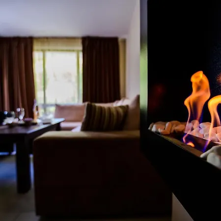 Relax Ξενοδοχείο με διαμερίσματα 4*